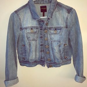 Cropped denim jacket